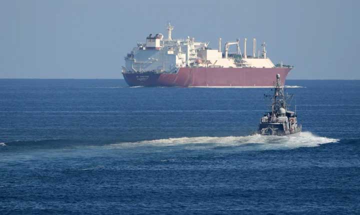 Us Operates Secret Shipping Corridor In Strait Of Hormuz Amid Tensions 