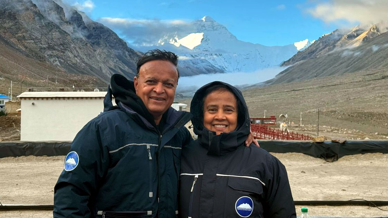 Atlanta Couple Mita And Hemant Parikh Narrowly Escape Nepal Tibet Border Floods Due To Last Minute Itinerary Change 