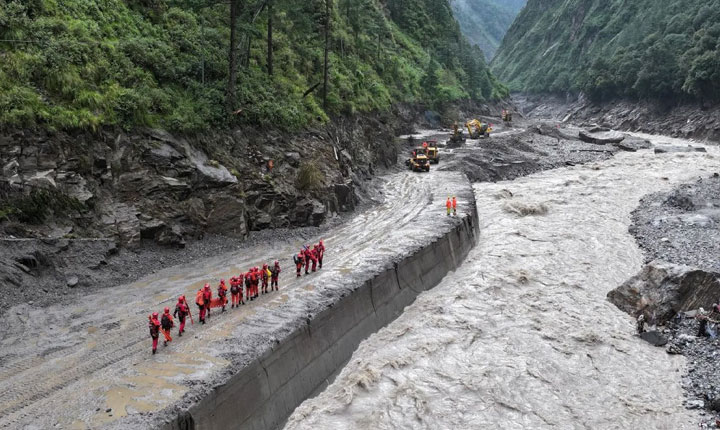 Study Reveals Snow And Rock Explosions Caused Nepal Floods 