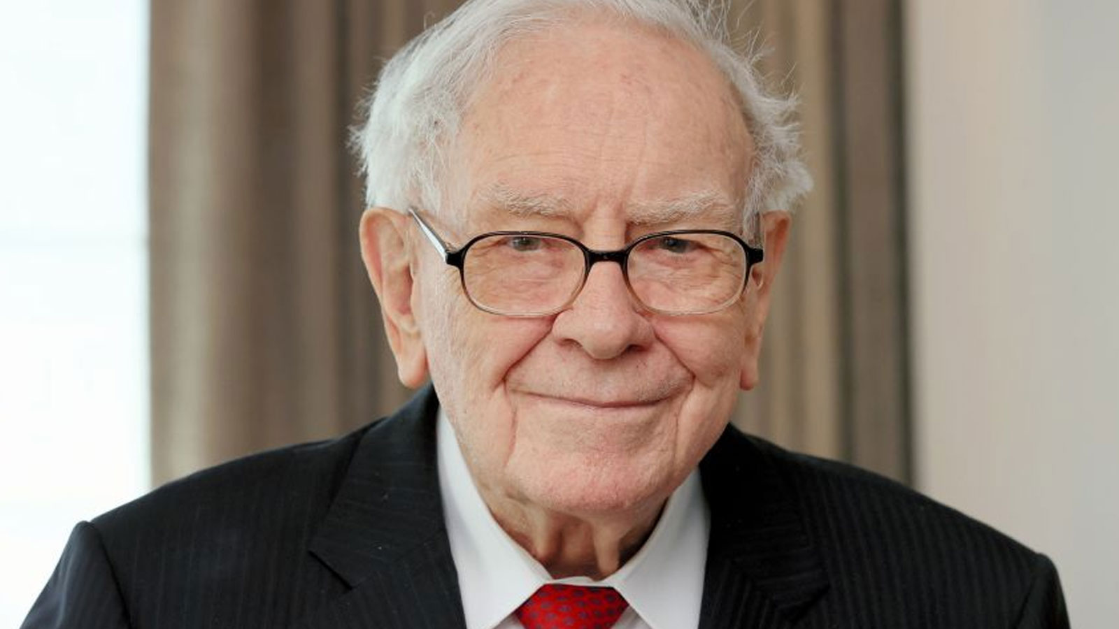 Warren Buffett Steps Down As Berkshire Hathaway Chairman Hands Over Reins To Son Howard Buffett 