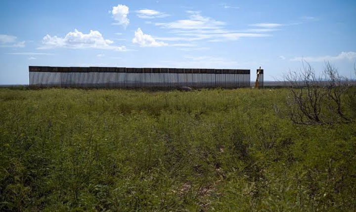 Us Government Begins Border Wall Construction In West Texas Big Bend Region 