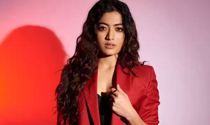 Rashmika Mandanna To Play A Unique Strong Character In Allu Arjun Atlees Raka 